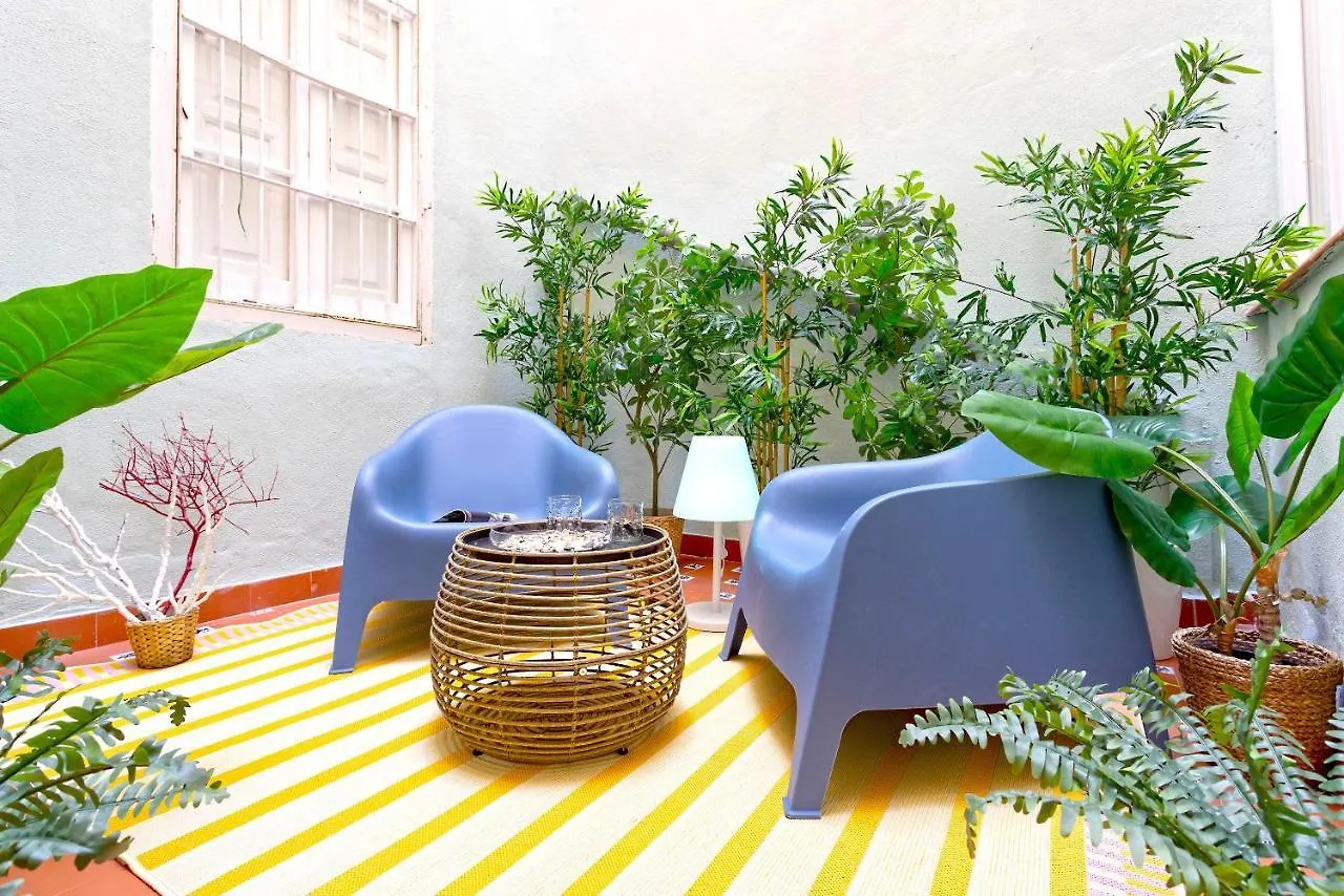 Genteel Home Larios マラガ