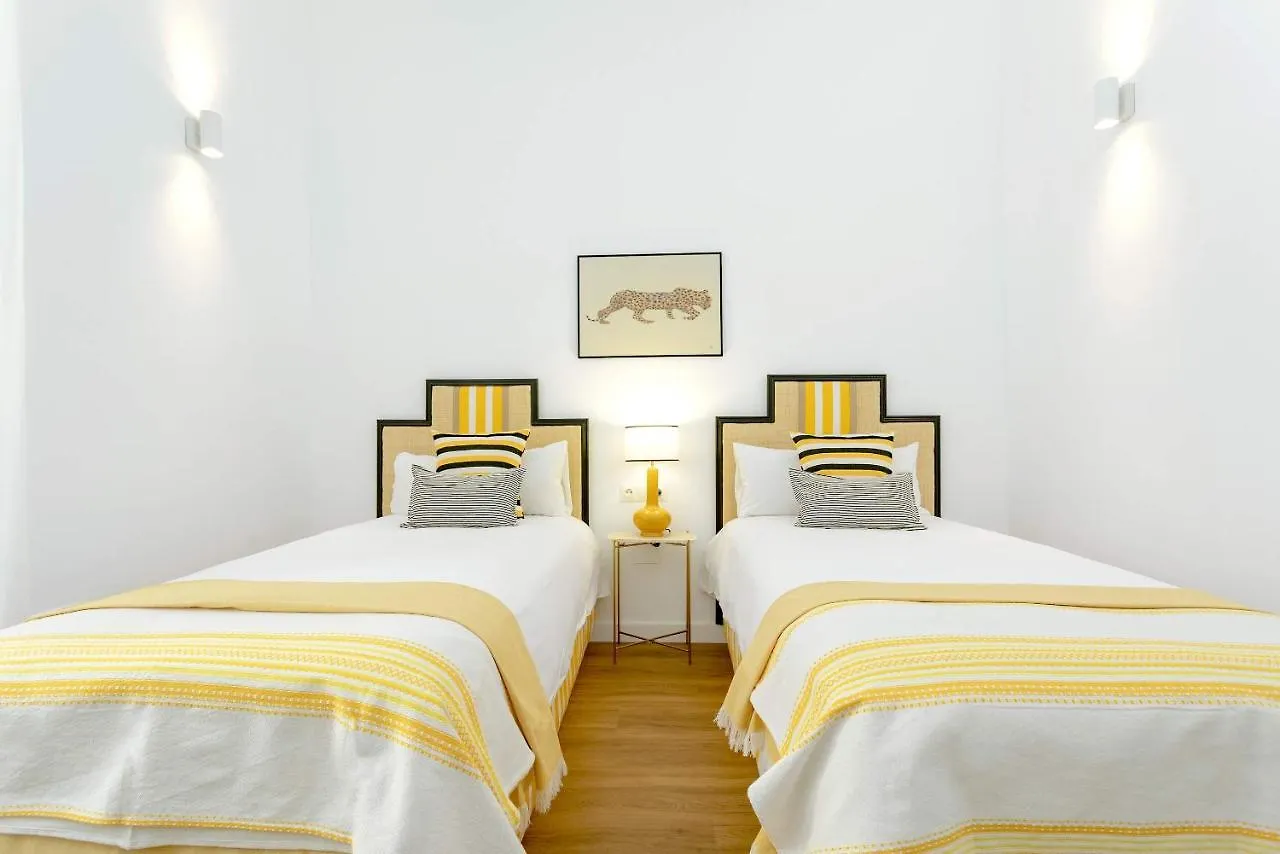 Genteel Home Larios マラガ アパート