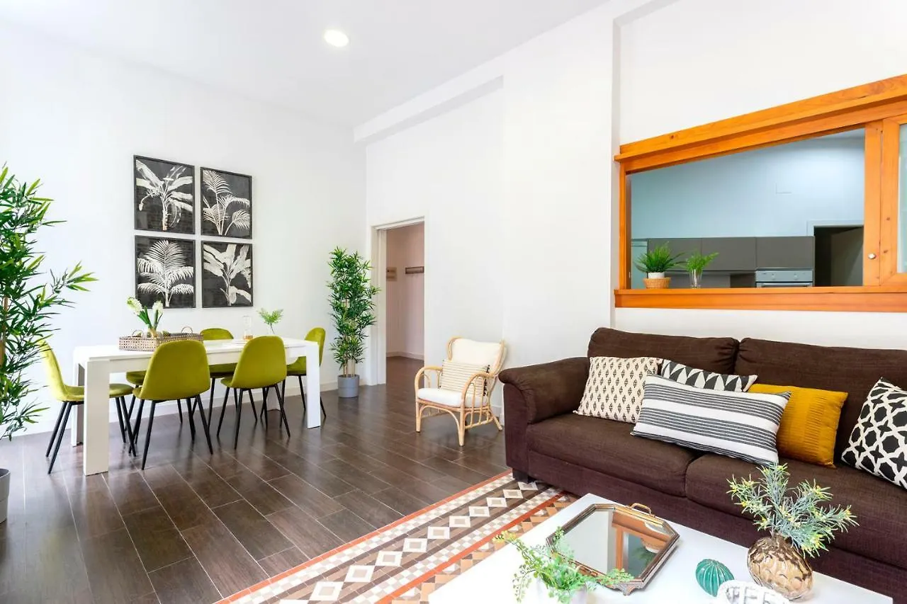アパート Genteel Home Larios マラガ