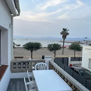  Apartamento Apartamento En La Playa. Free Parking. Free Wifi España