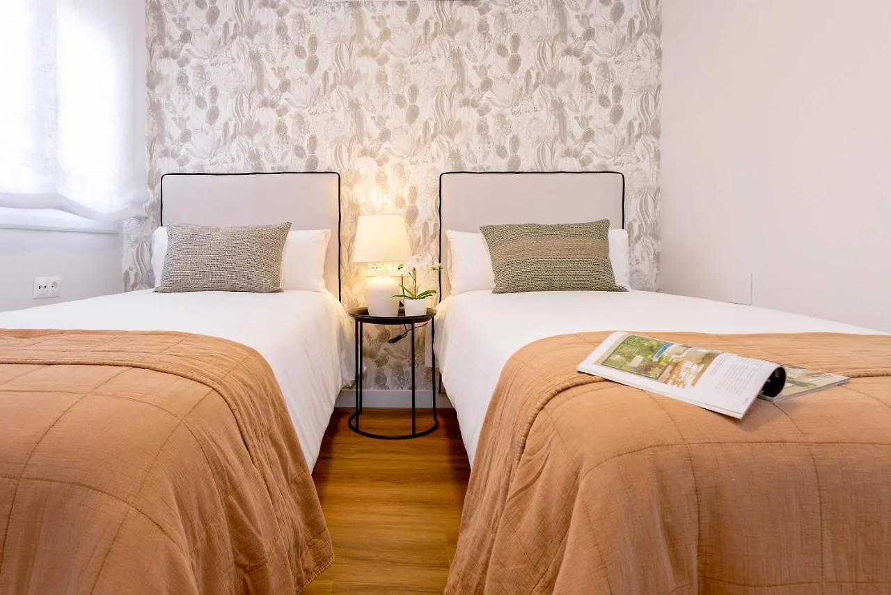 Genteel Home Larios Malaga 0*,