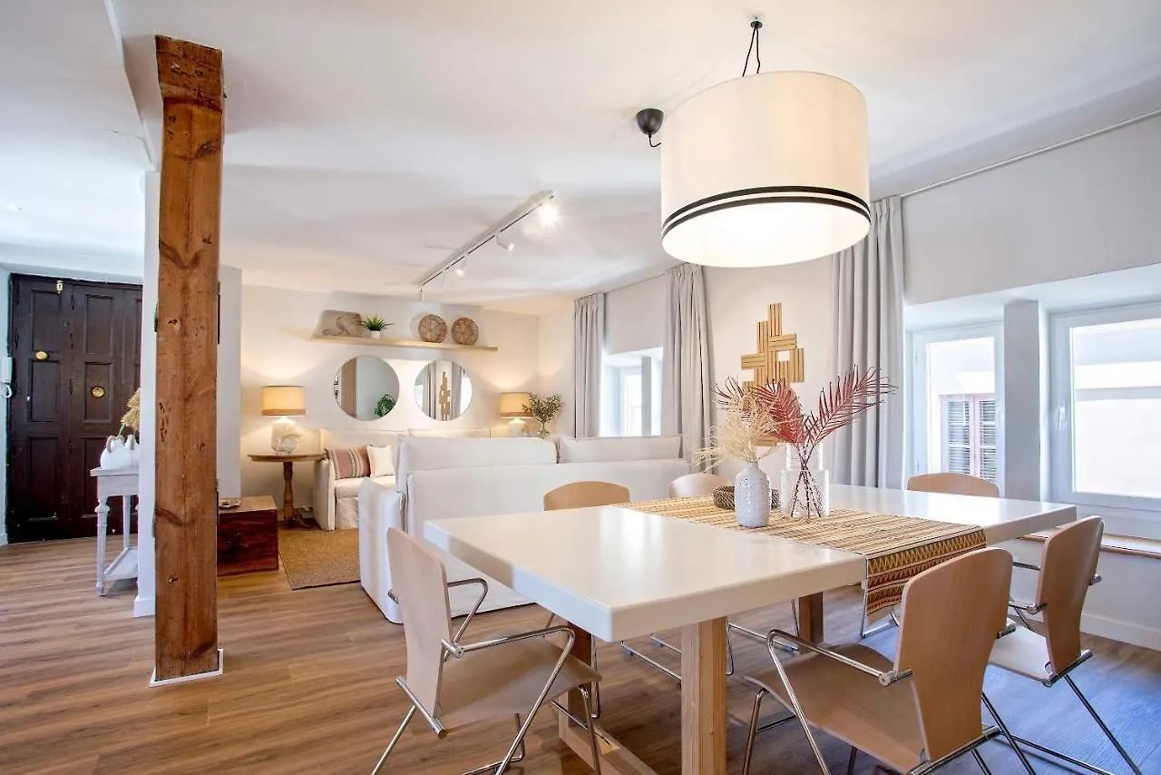 Apartment Genteel Home Larios Malaga