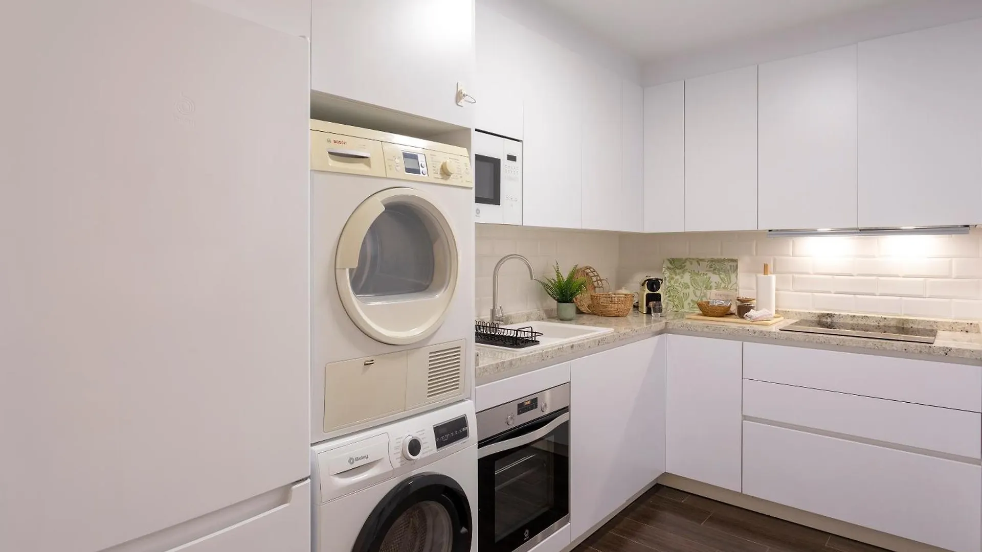 Genteel Home Larios Malaga Apartment