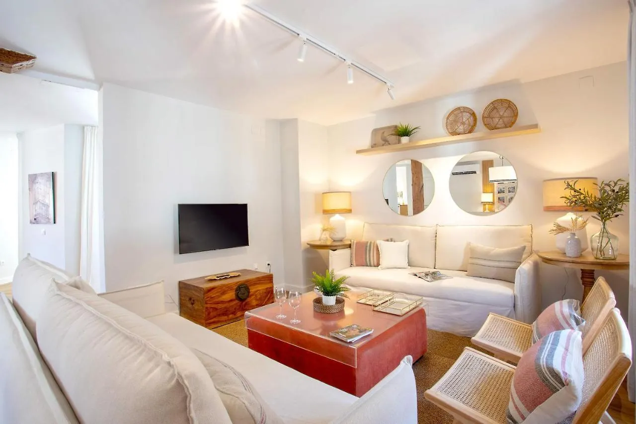 Genteel Home Larios location