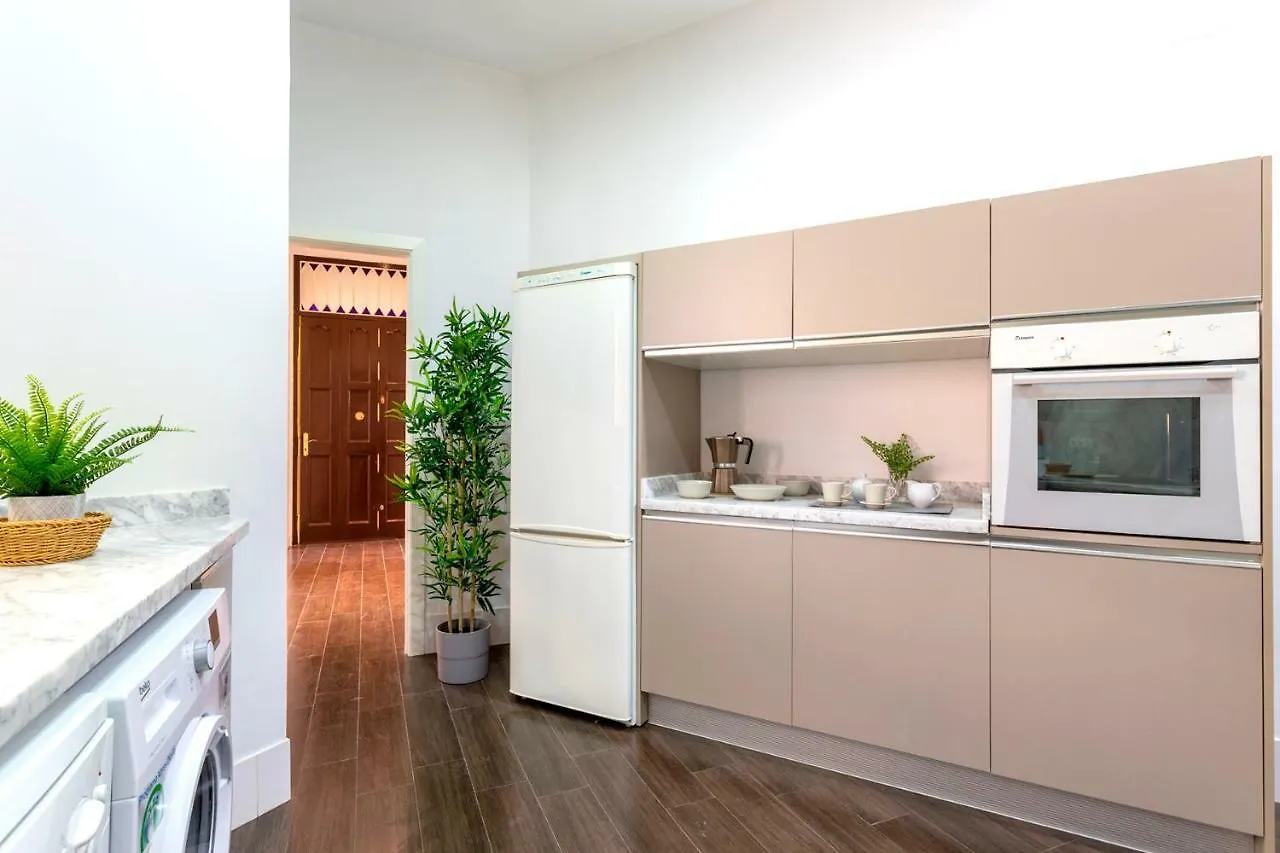 Apartment Genteel Home Larios Malaga